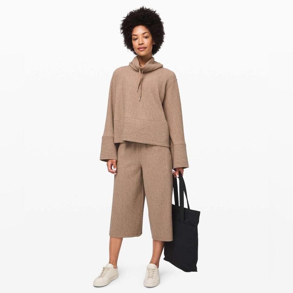 1 Lululemon Retreat Yourself Crop - Heathered Soft Sand